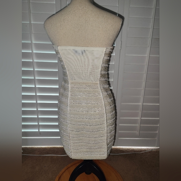 NOT FOR SALE - Picture 3 of 5